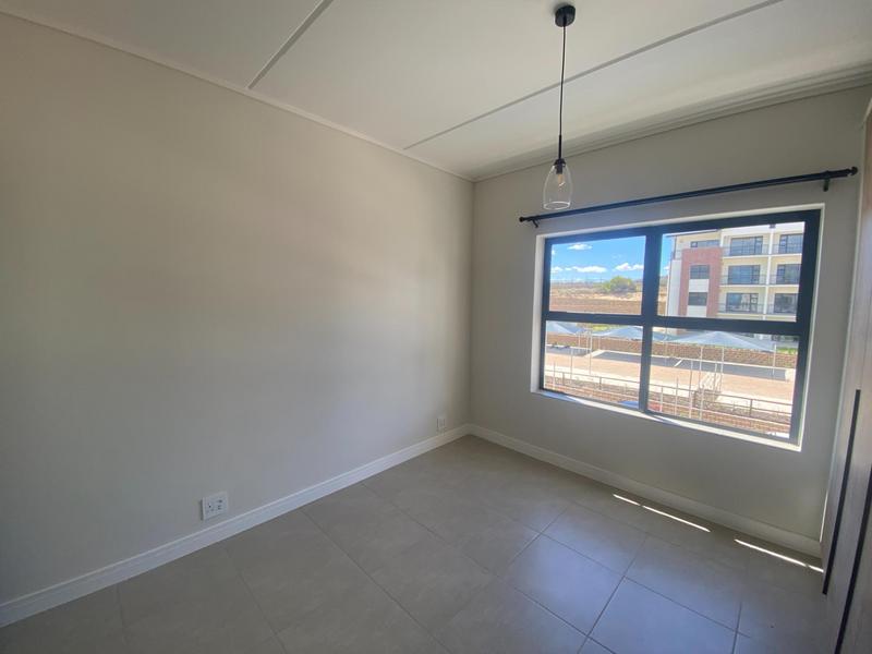 To Let 1 Bedroom Property for Rent in Richwood Western Cape